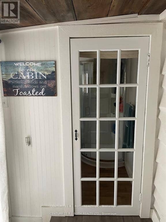24 Severn River — photo 23 of 25