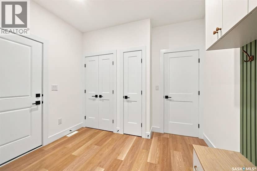 339 Sharma CRESCENT — photo 18 of 40