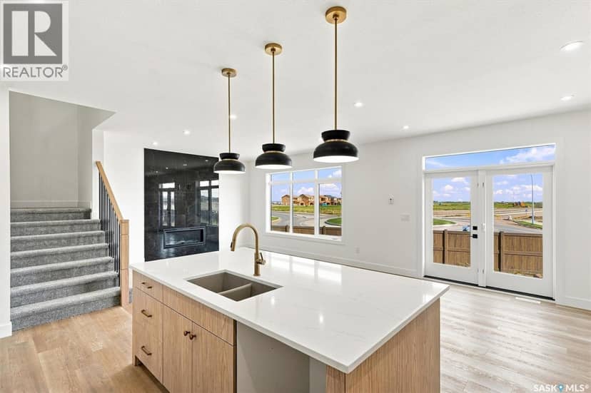 339 Sharma CRESCENT — photo 19 of 40
