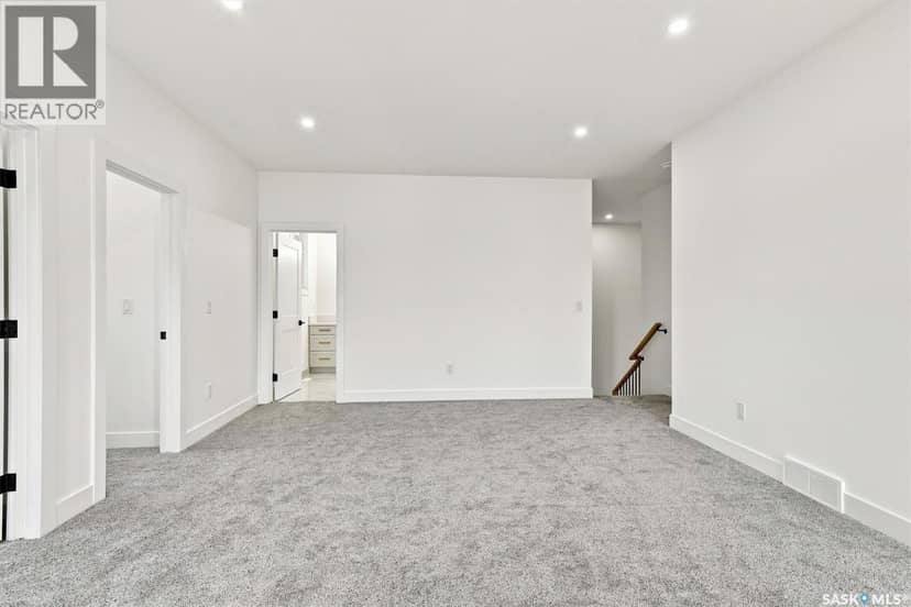 339 Sharma CRESCENT — photo 32 of 40