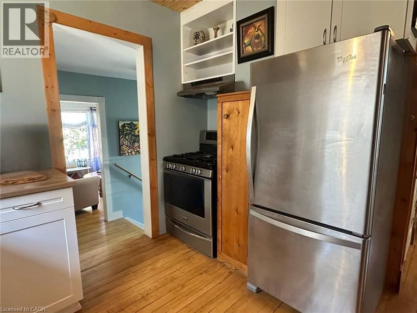 618 PINE Street — photo 14 of 40