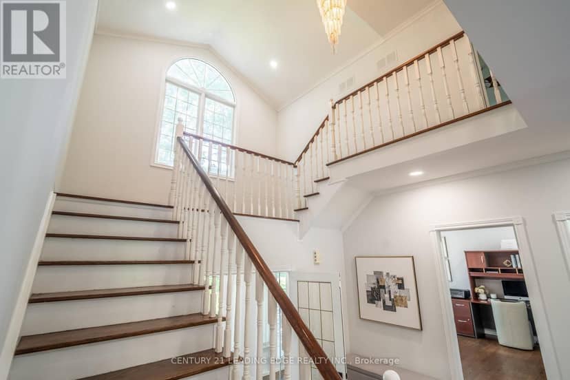 6 Stonegate Street — photo 21 of 40