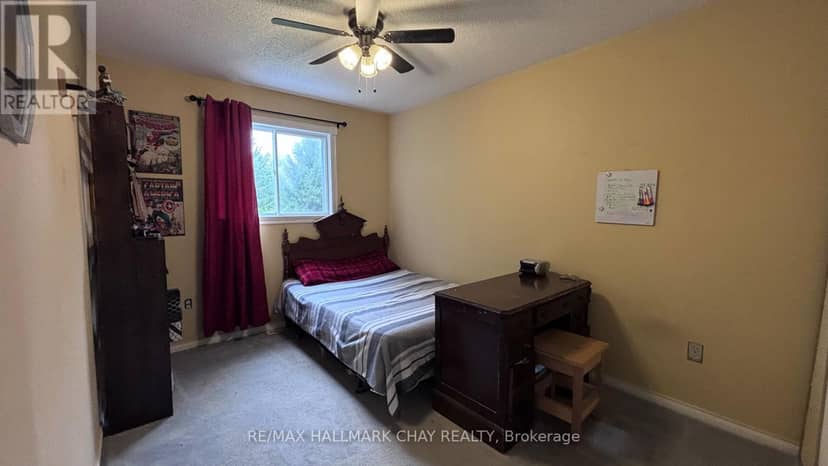 98 Elizabeth Street — photo 11 of 14