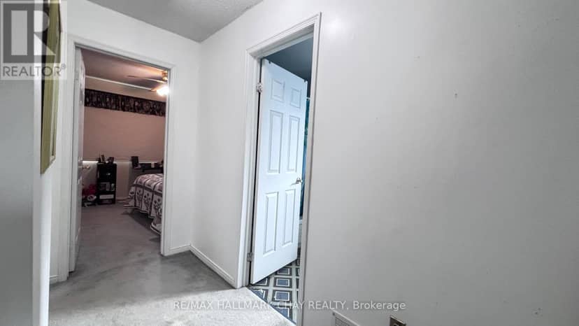 98 Elizabeth Street — photo 13 of 14