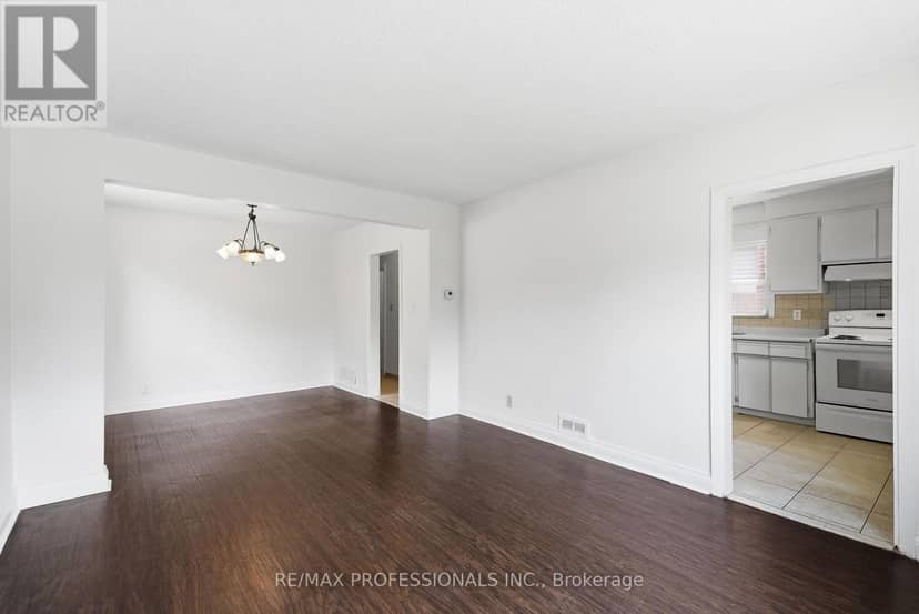 111 Wesley Street — photo 15 of 40