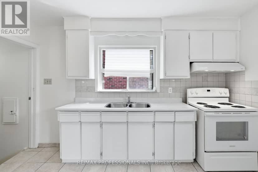 111 Wesley Street — photo 17 of 40