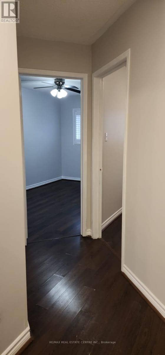 6850 Dillingwood Drive — photo 19 of 40