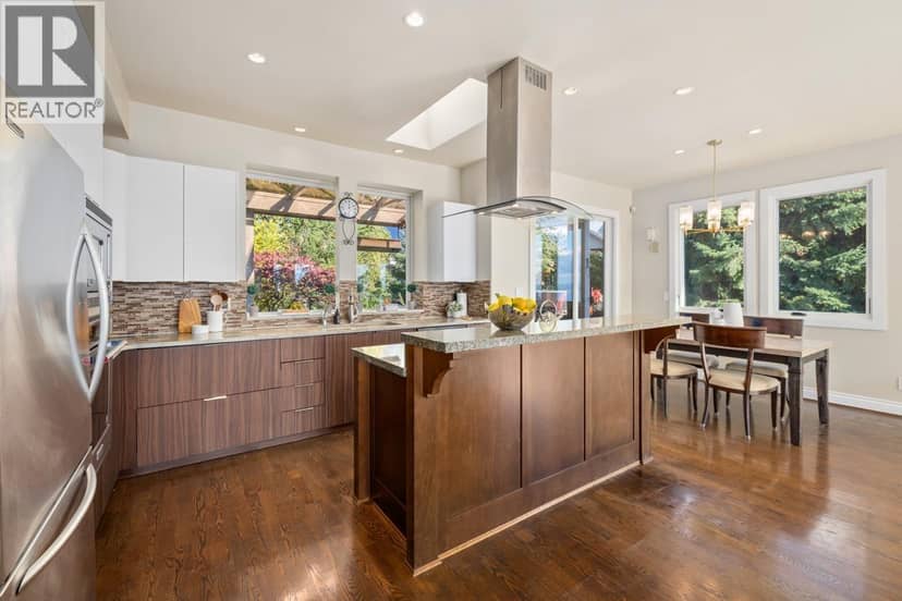 5401 WEST VISTA COURT, West Vancouver, photo 8