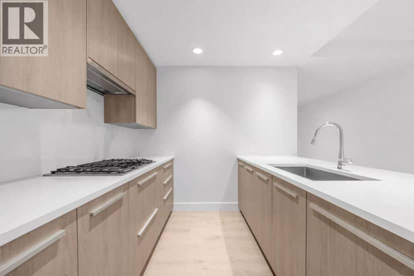 405 2785 LIBRARY LANE, North Vancouver, photo 5