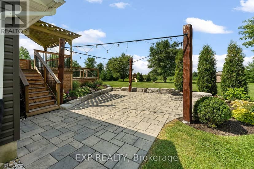 32070 Sideroad 20 Road — photo 5 of 40