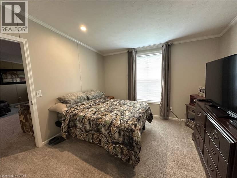 14 COPPER BEECH Drive — photo 24 of 40