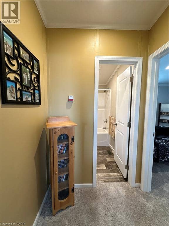14 COPPER BEECH Drive — photo 32 of 40