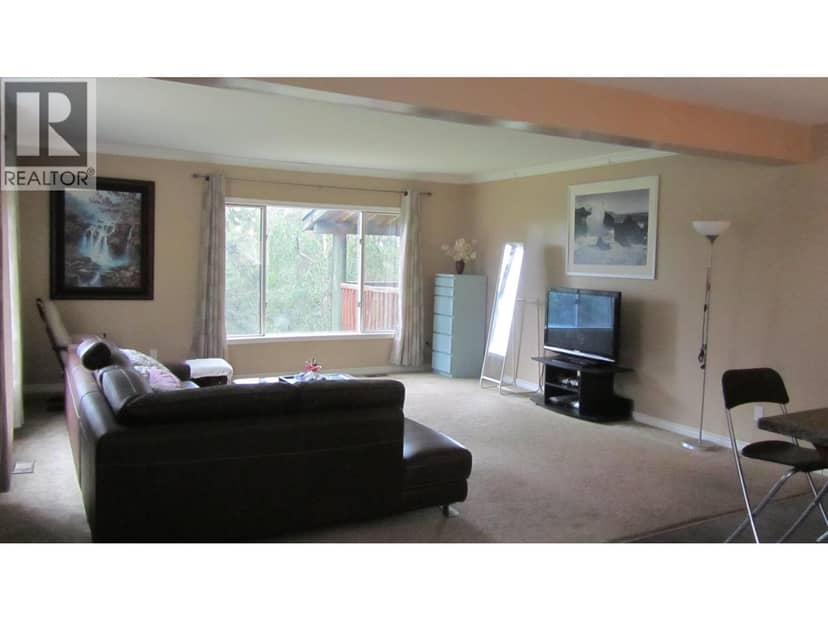 6108 LONE BUTTE HORSE LAKE ROAD, 100 Mile House, photo 8