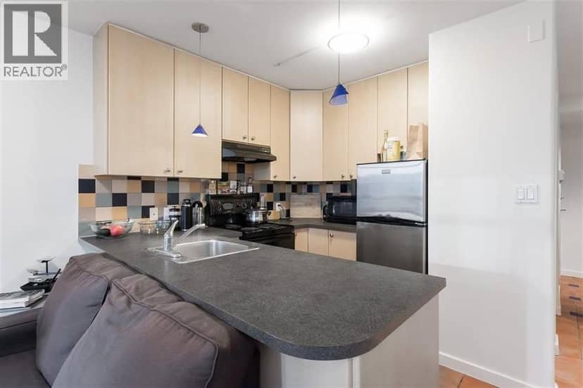 807 819 HAMILTON STREET, Vancouver, photo 6