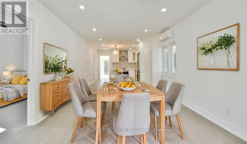 1556 Houston Avenue — photo 11 of 33