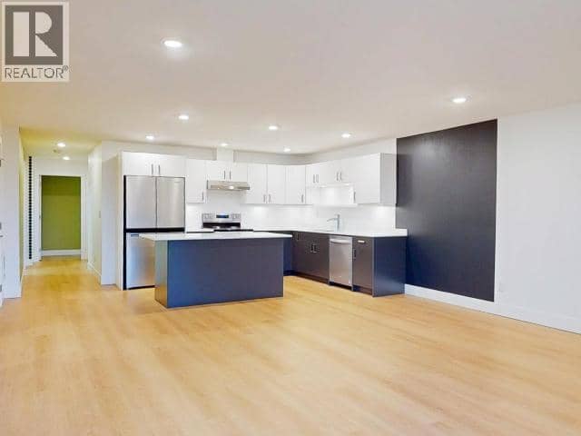 B2-6900 BURNABY STREET, Powell River