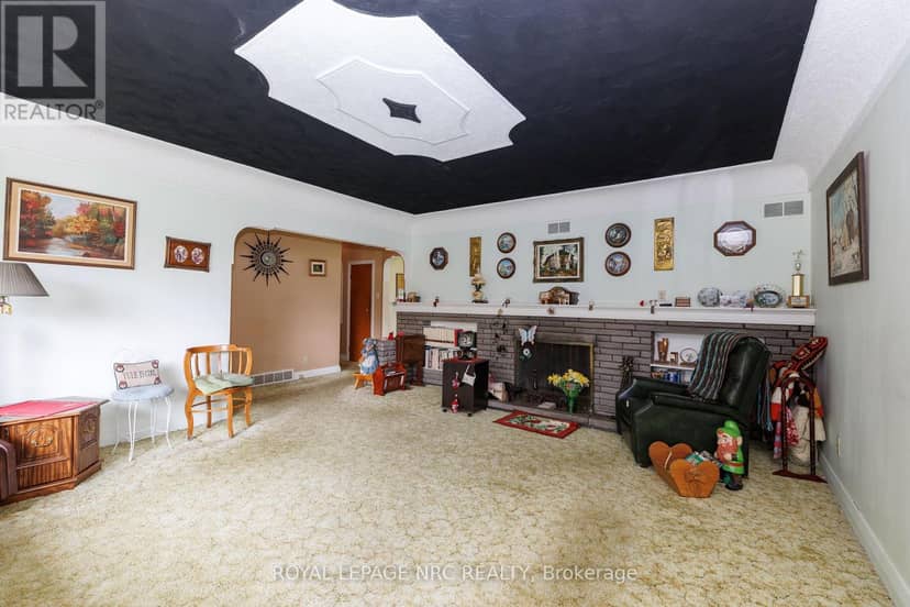 280 Kingsway Street — photo 14 of 40