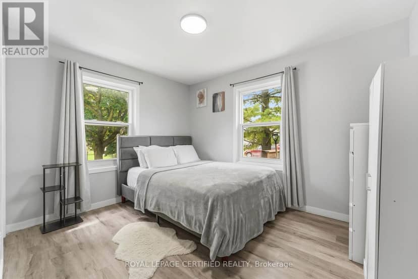 18 Coventry Street, St. Catharines, photo 7