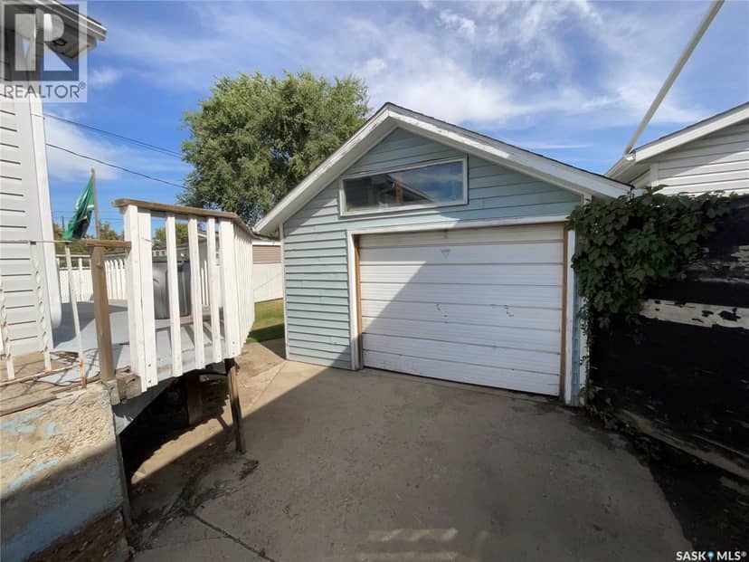 810 O Avenue S — photo 16 of 19