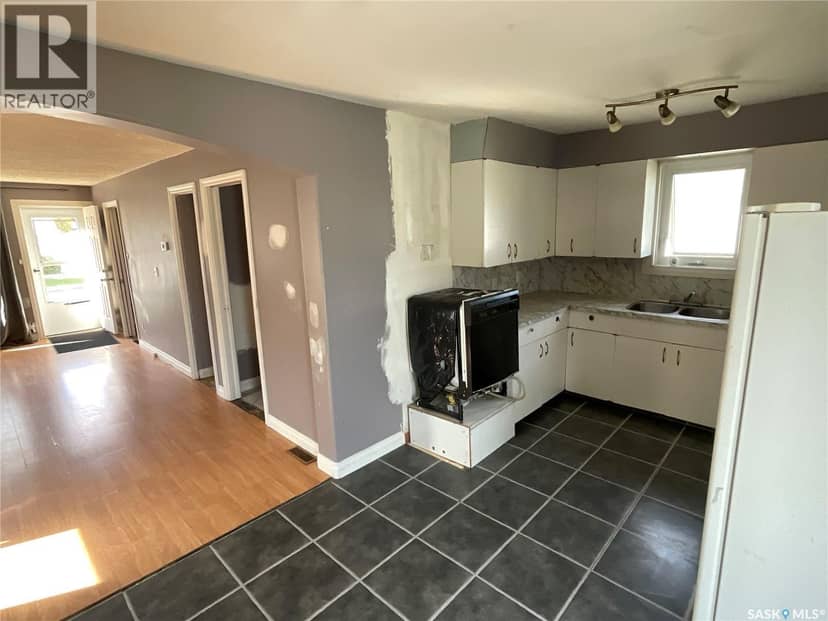 810 O Avenue S, Saskatoon, photo 7