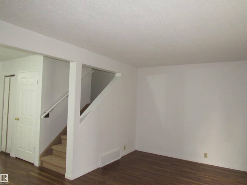 3259 139 AV NW — photo 17 of 40