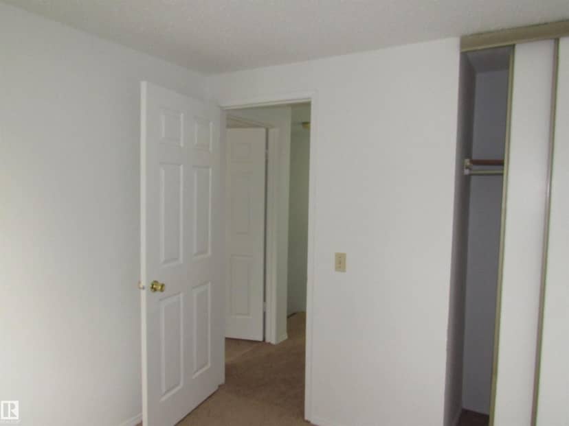 3259 139 AV NW — photo 25 of 40