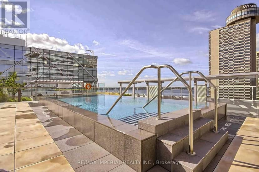 205 - 15 Queens Quay E — photo 17 of 25