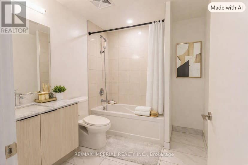 205 - 15 Queens Quay E — photo 7 of 25