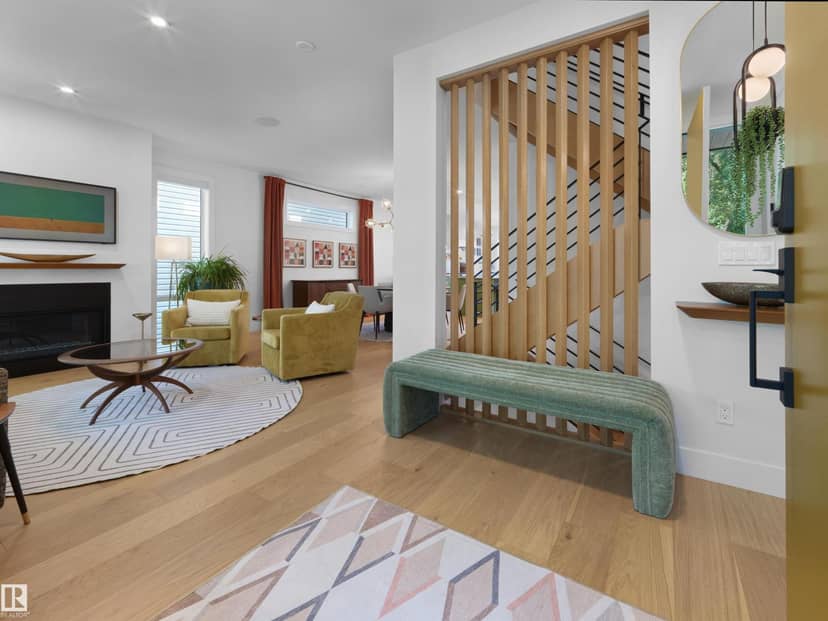9538 100A ST NW — photo 11 of 40