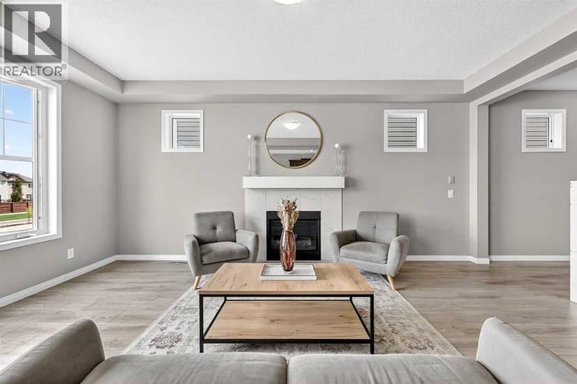 293 Windrow Crescent SW — photo 18 of 40