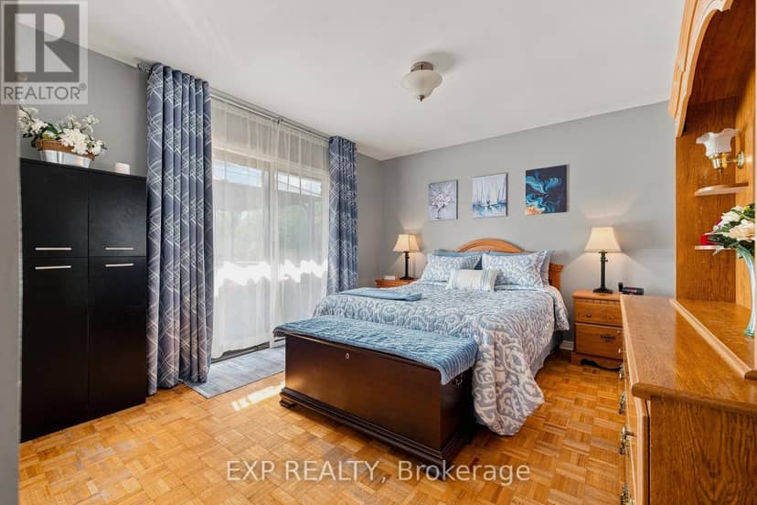 590 Albert Avenue N — photo 14 of 40