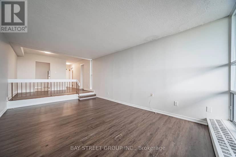 1401 - 4101 Sheppard Avenue E — photo 14 of 32