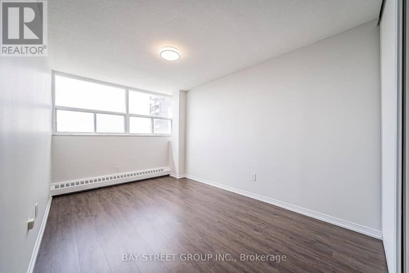 1401 - 4101 Sheppard Avenue E — photo 26 of 32