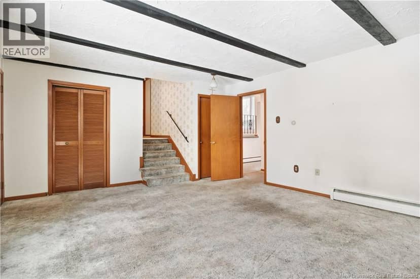 69 Chandler Crescent — photo 15 of 39