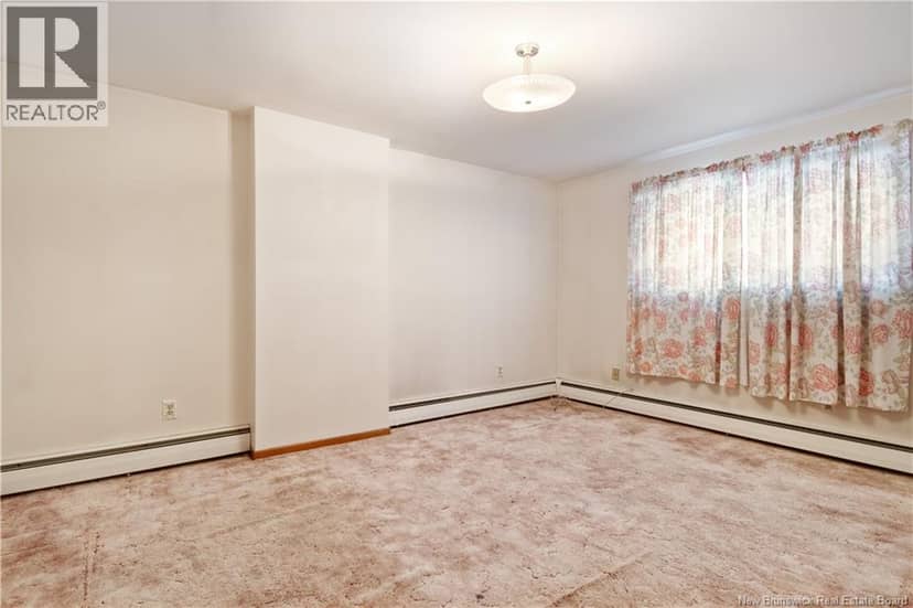69 Chandler Crescent — photo 17 of 39