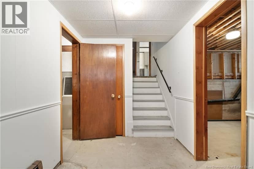 69 Chandler Crescent — photo 24 of 39