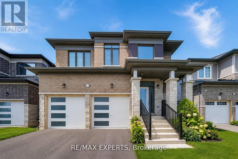 11 Union Boulevard — photo 1 of 39