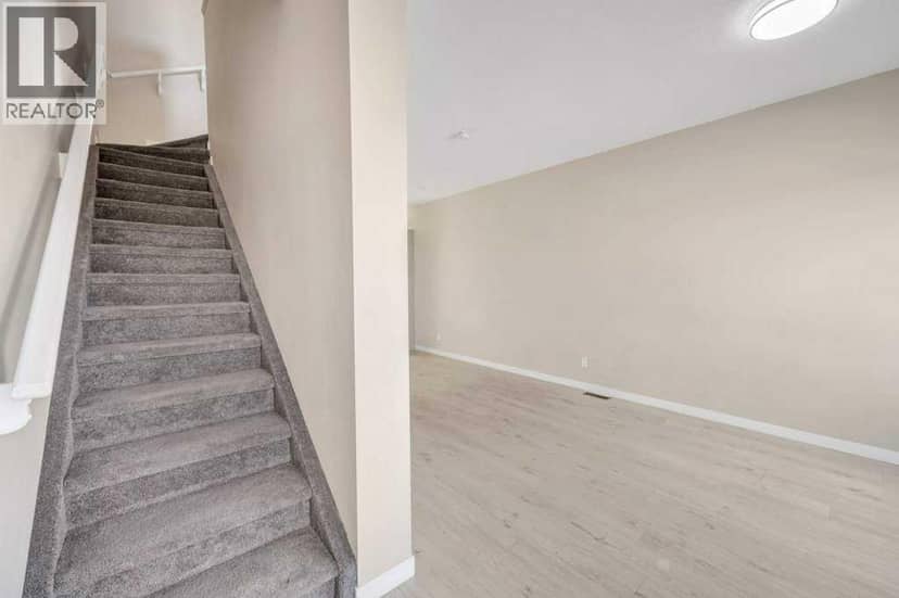 903, 218 Sherwood Square NW — photo 16 of 35
