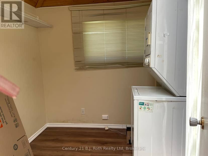 15 Bow Road — photo 16 of 26