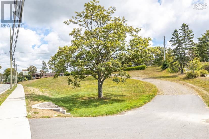 Lot 1 1 Highway — photo 9 of 40