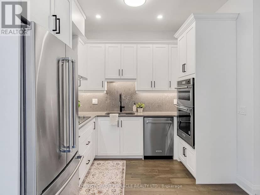 201 - 99 Louisa Street — photo 4 of 40