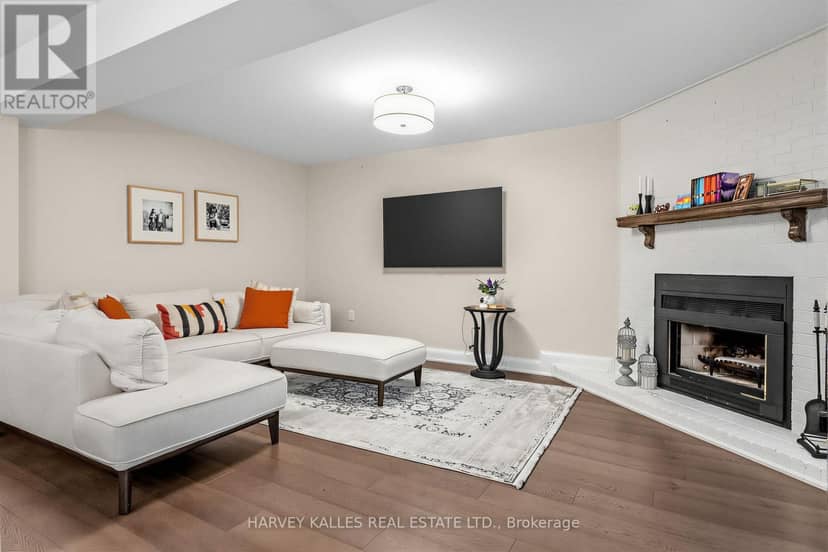3501 Copernicus Drive — photo 15 of 40