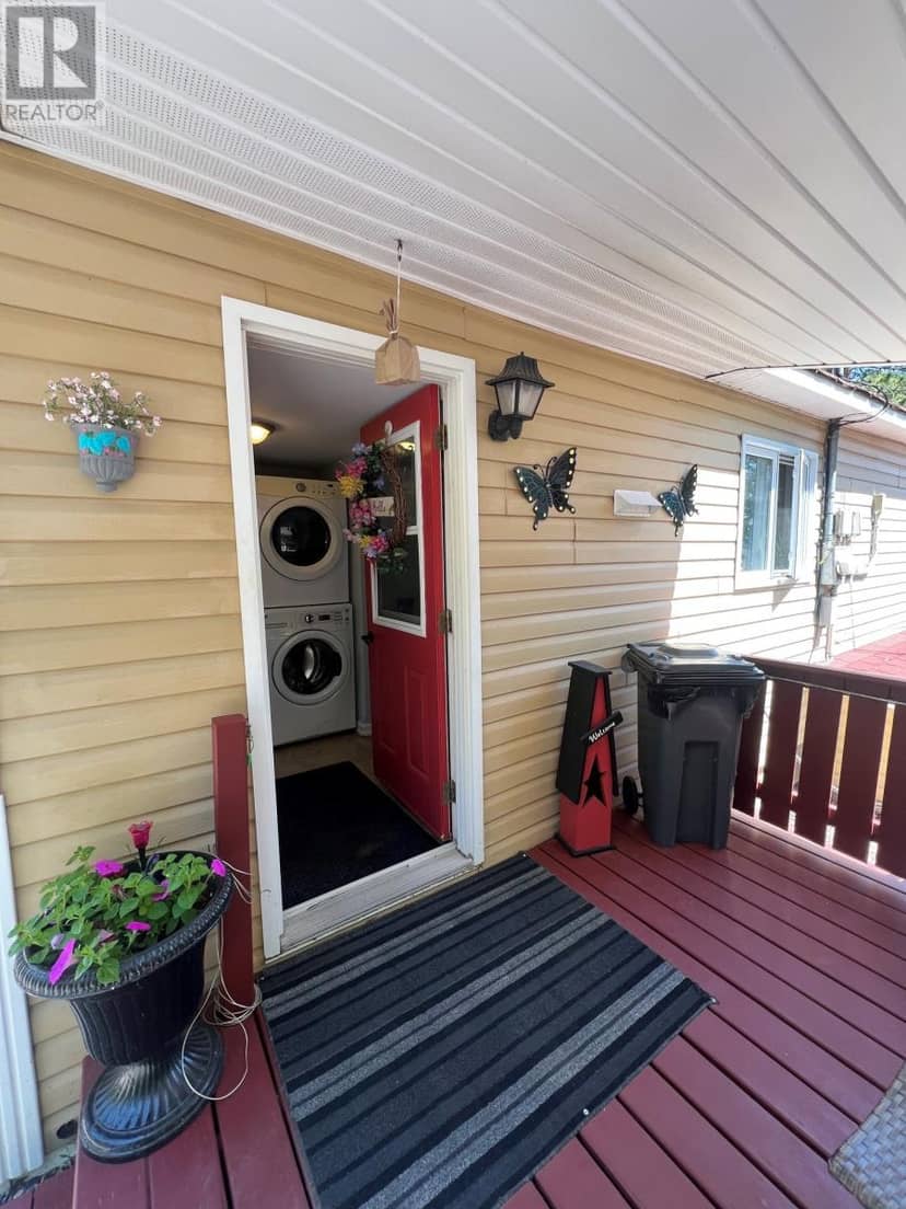 136A Memorial Drive, Clarenville, photo 3