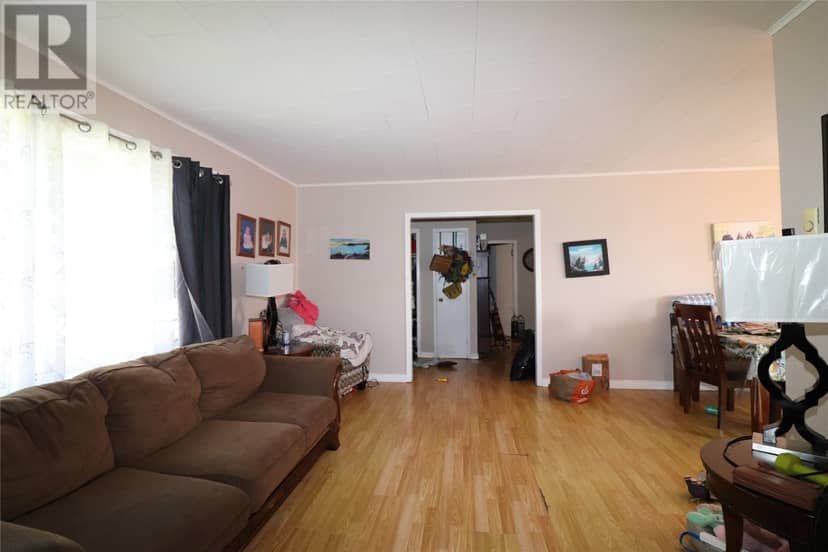 19 Patrick Street, Carbonear, photo 3