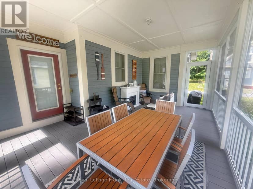 219 - 11 Hollow Lane, Prince Edward County, photo 7