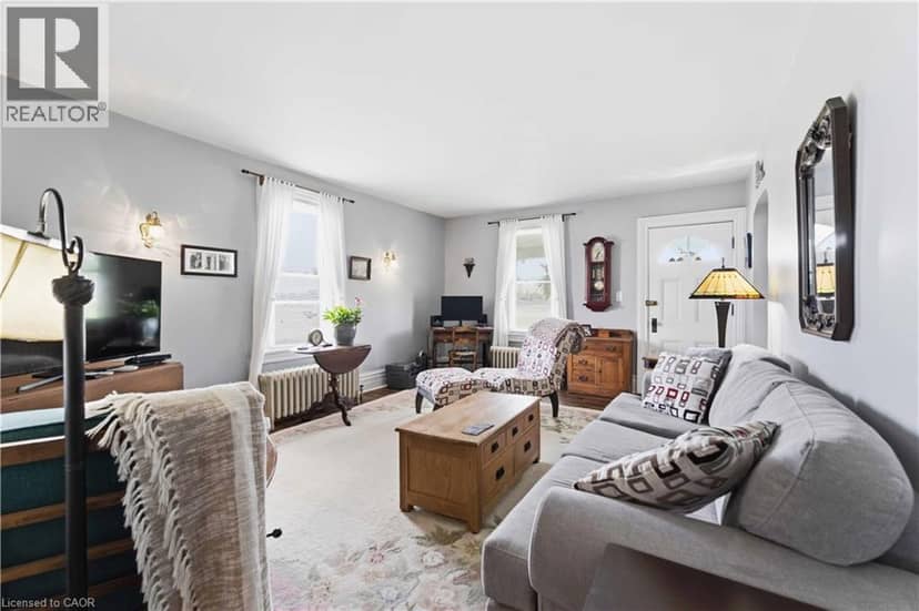 594 NIAGARA STONE Road — photo 13 of 40