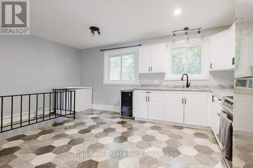 47 Park Street S — photo 11 of 33
