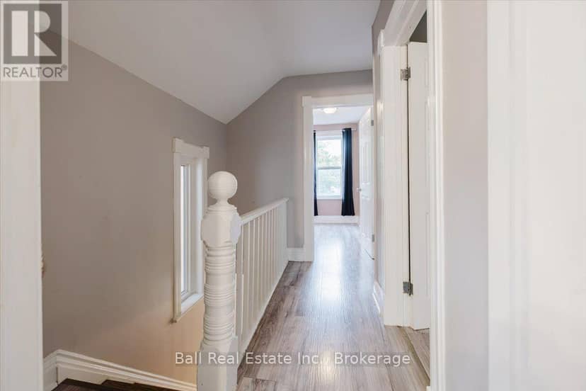 47 Park Street S — photo 14 of 33