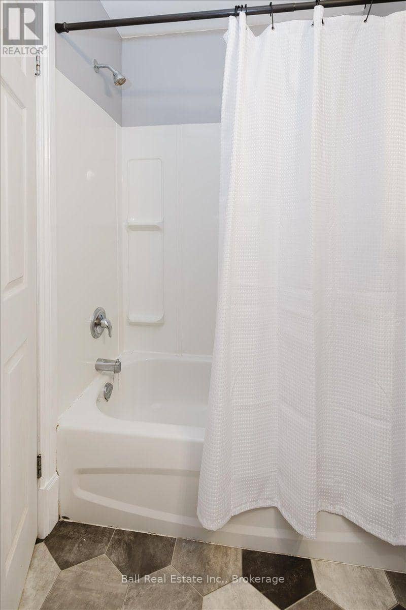 47 Park Street S — photo 16 of 33