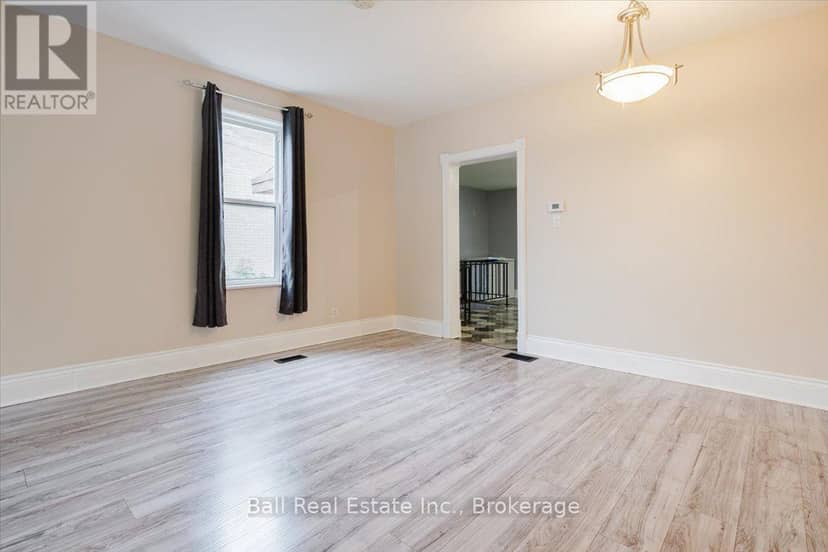 47 Park Street S — photo 9 of 33